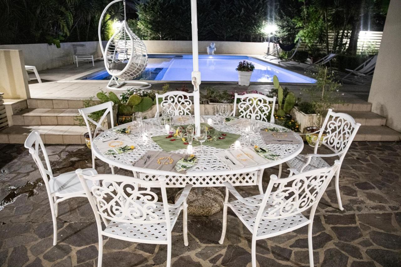 Villa Laoconte Piscina, Jacuzzi E Biliardo Canicattì Exterior foto