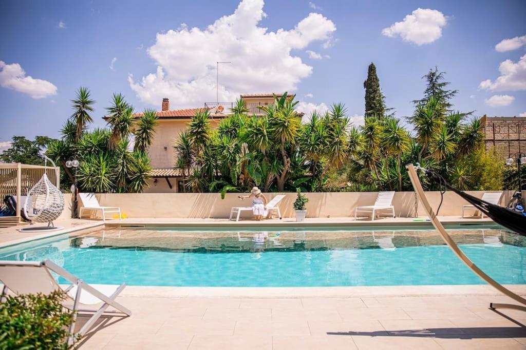 Villa Laoconte Piscina, Jacuzzi E Biliardo Canicattì Exterior foto
